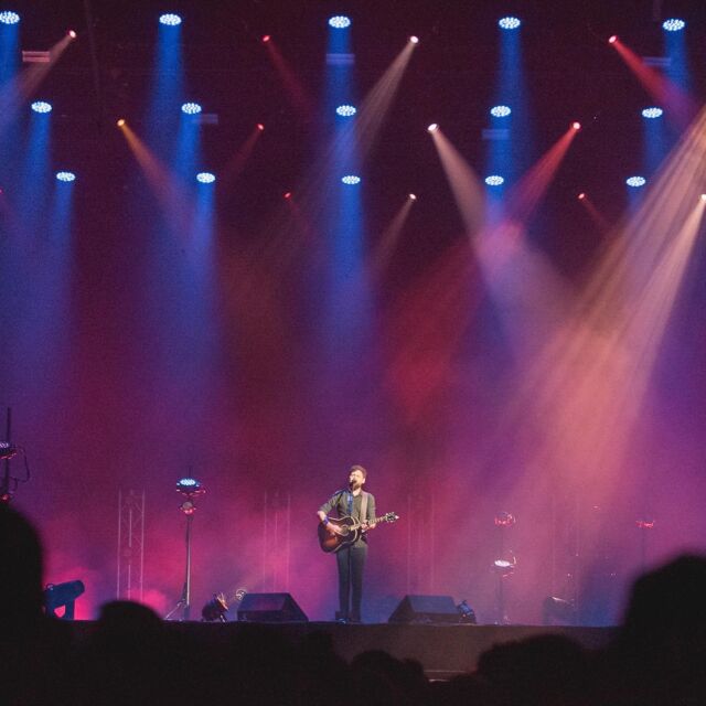 Was a great experience to shoot @passengermusic at @paaspopfestival 2019 
Looking forward to being able to shoot big events again
#paaspop2019 #passangerlive #wanttodothisagain #forhire #wemakeevents #redalert 
Thanks for the opportunity @jarradseng 📷