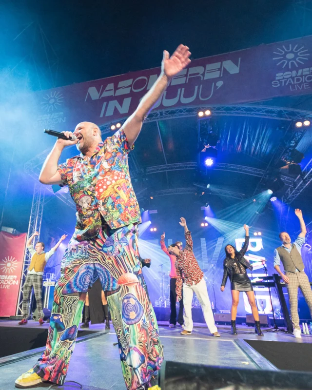 De Leuk Dat Je D'r Bent Band x Zomerstadion Live!💃🏽 @zomerstadionlive 👆🏼 @leukdatjedrbentband 🎷💛🎷💛